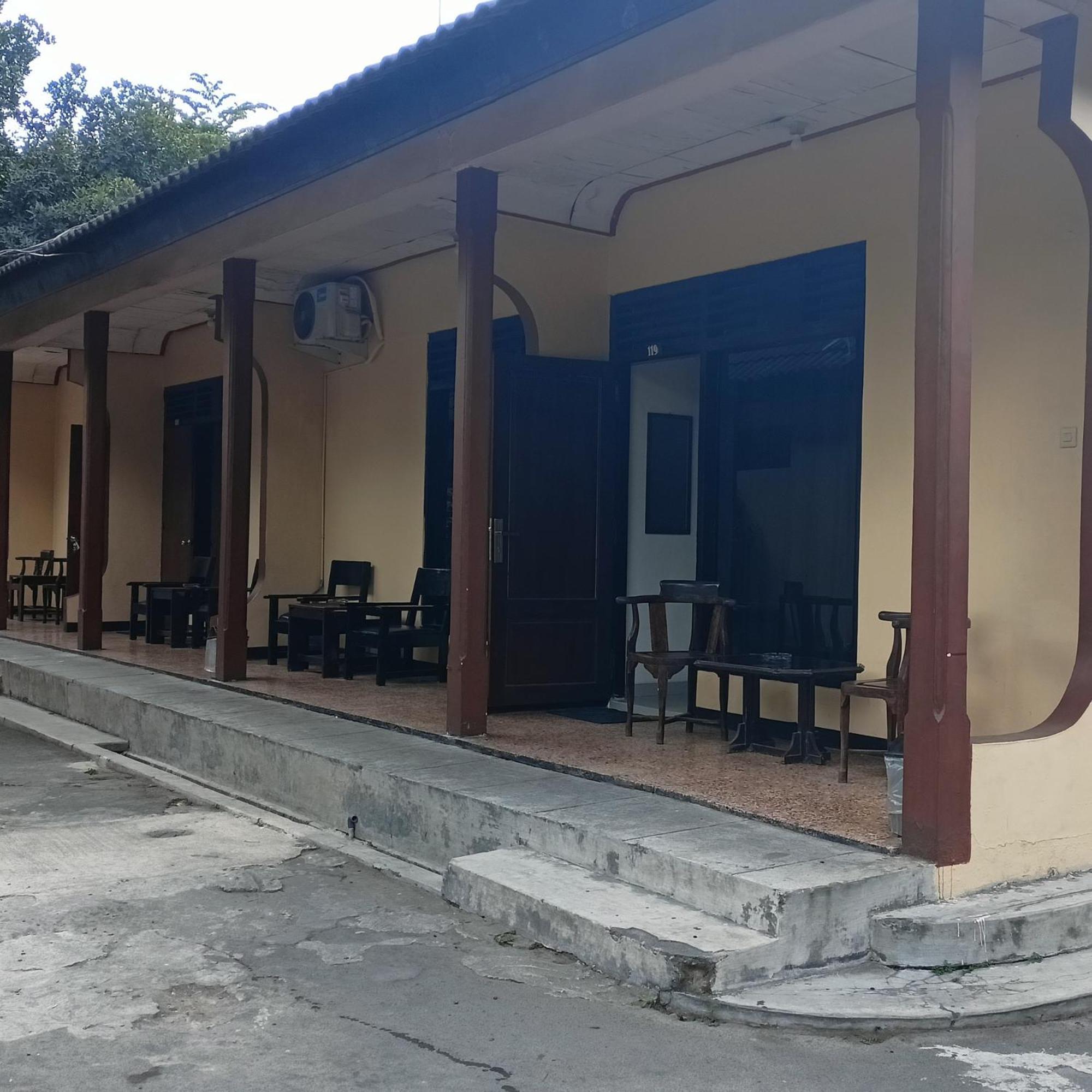Hotel Borobudur Jogja Kejayan Exterior photo